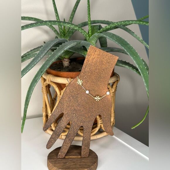 Tory Burch Kira Pavé Pearl Delicate Chain Bracelet Gold Plated Adjustable - Picture 2 of 7